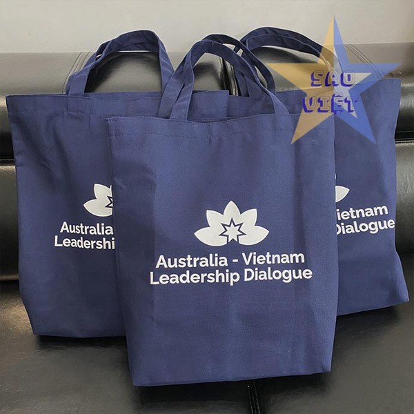 Sao Việt là xưởng may túi canvas in logo trực tiếp tại xưởng được nhiều khách hàng tin tưởng lựa chọn