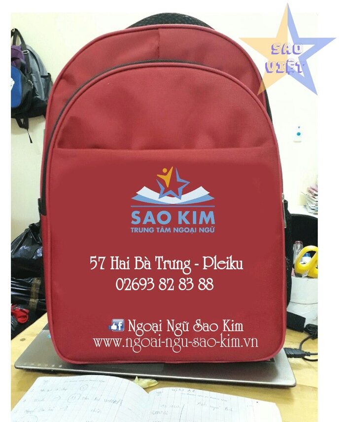 Balo in logo, tên thương hiệu chính là biển quảng cáo di động