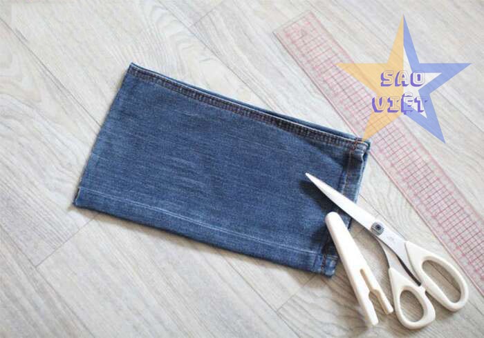 Hãy chuẩn bị nguyên liệu cần thiết trước khi tiến hàng may túi đeo chéo bằng vải jean