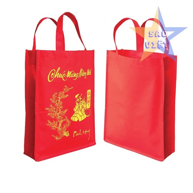 Túi vải không dệt màu đỏ phù hợp với dịp tết